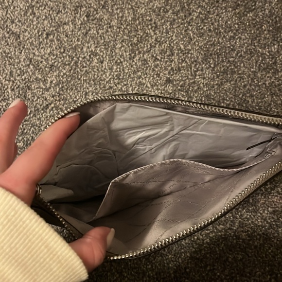 NWT michael kors wristlet - Picture 3 of 3